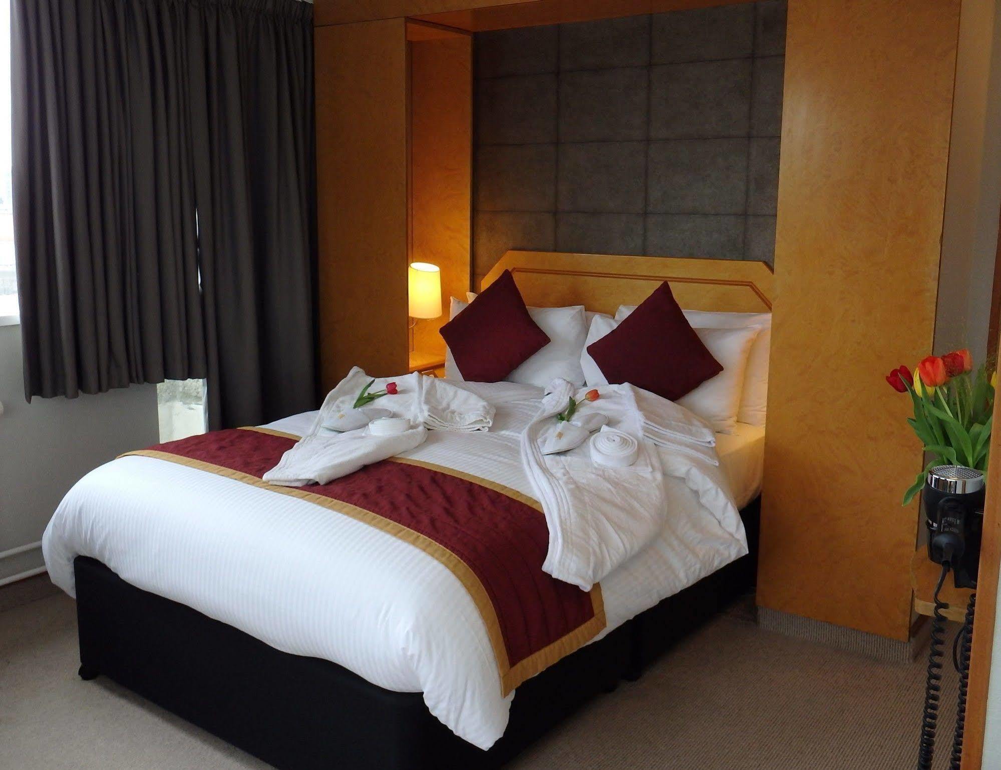 Copthorne Hotel פלימות' מראה חיצוני תמונה